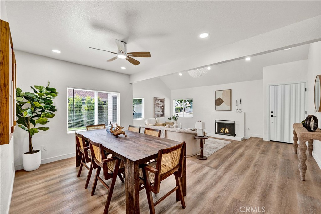 921 Dahlia Avenue