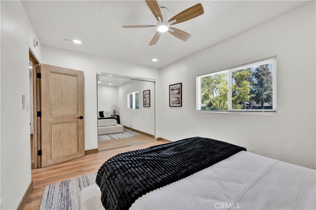 921 Dahlia Avenue