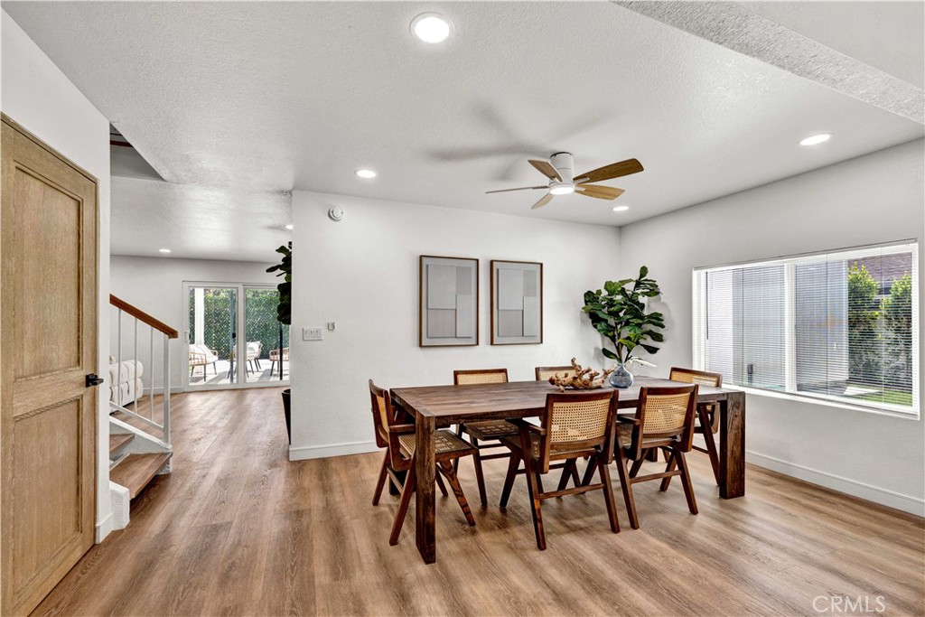 921 Dahlia Avenue