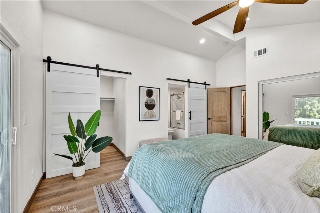 921 Dahlia Avenue