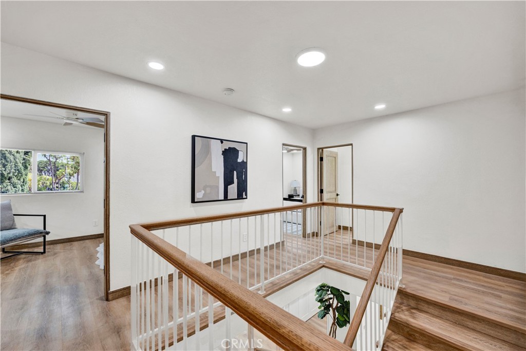 921 Dahlia Avenue