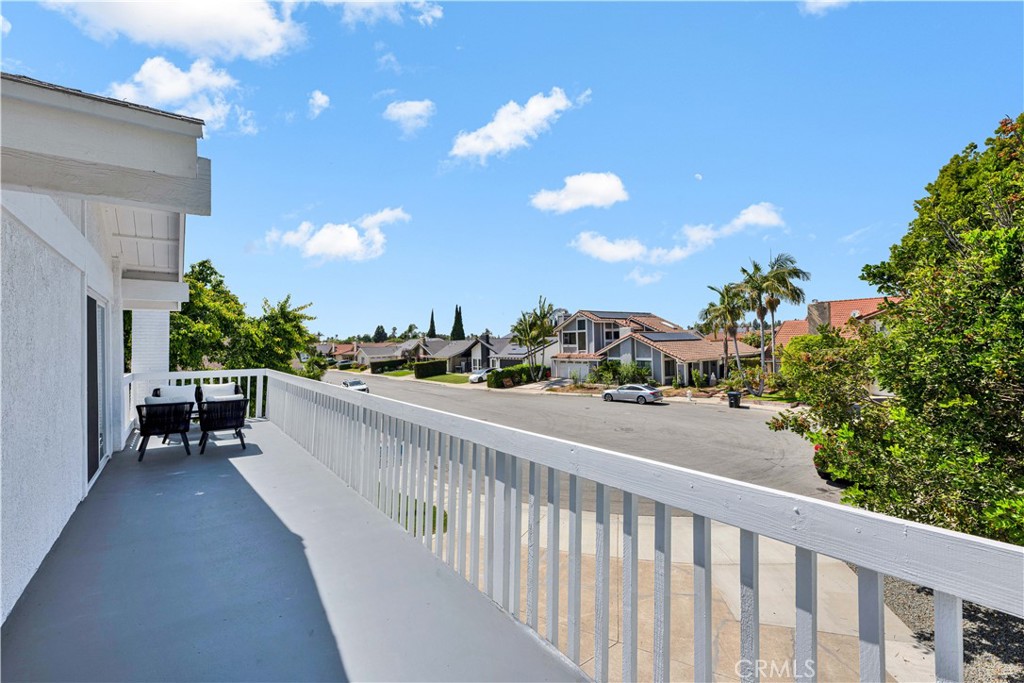 921 Dahlia Avenue