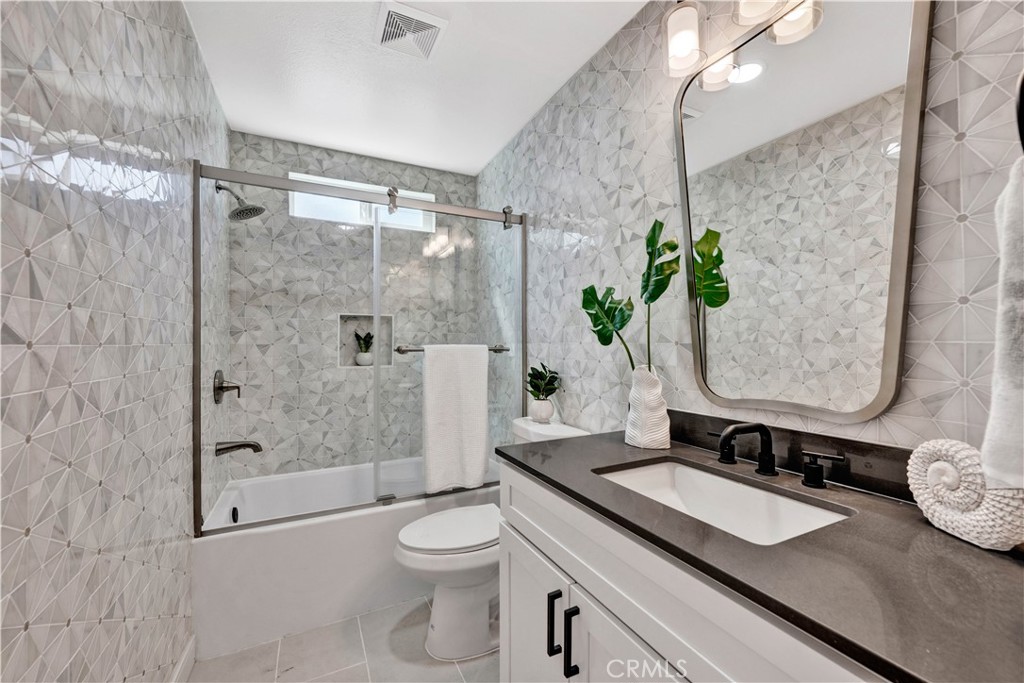 17837 San Rafael Street