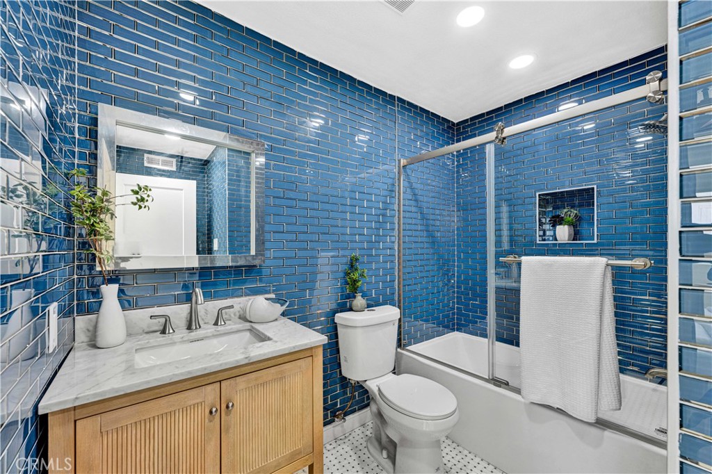 17837 San Rafael Street