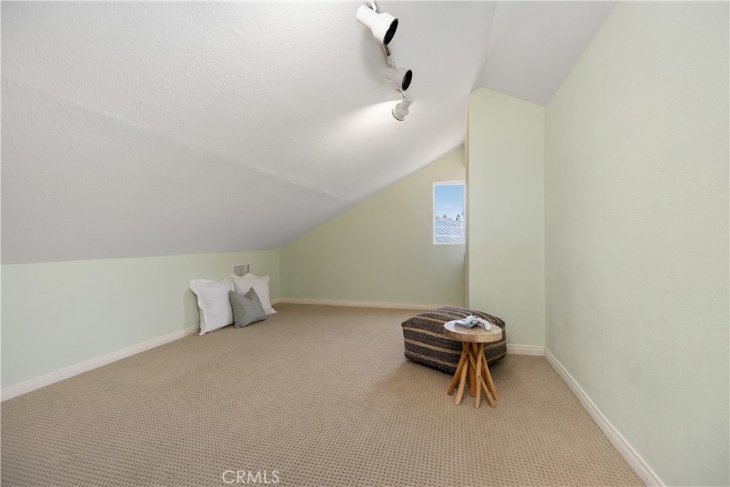 22312 Wayside
