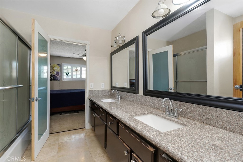 1725 Trinity Loop