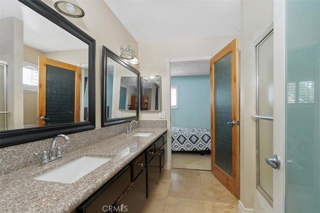 1725 Trinity Loop