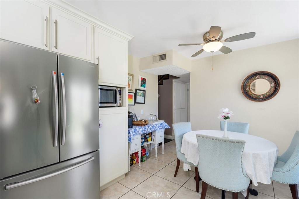 1725 Trinity Loop
