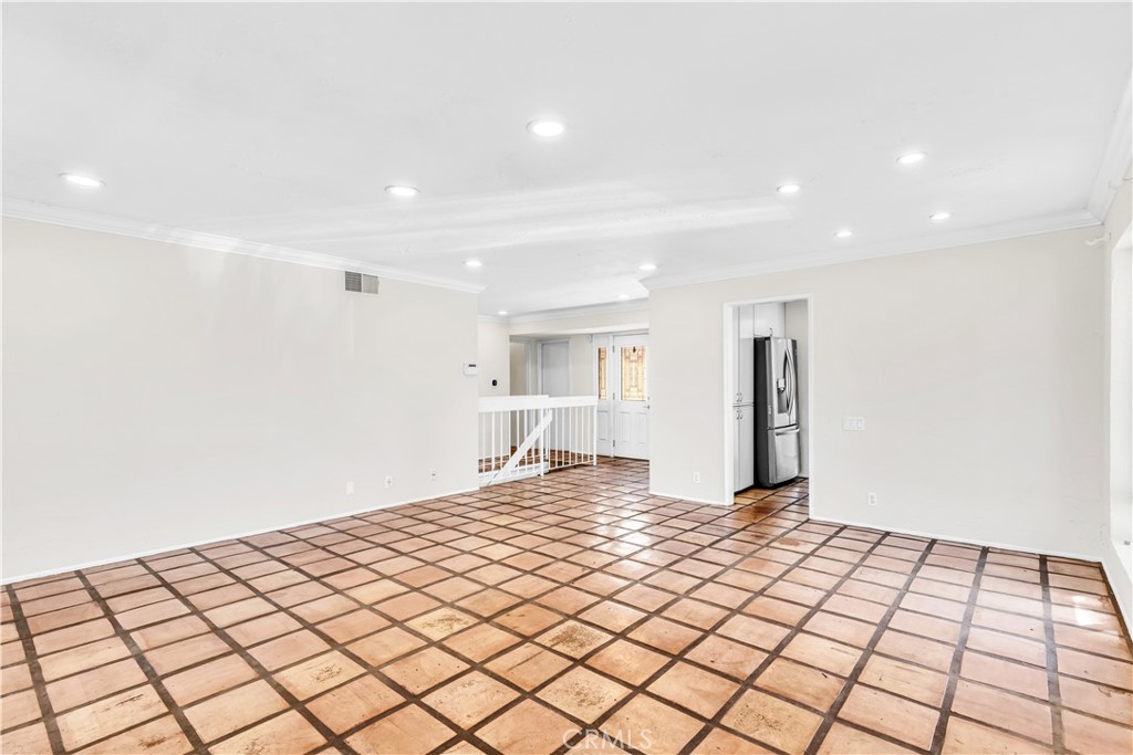 23305 Caminito Marcial 77