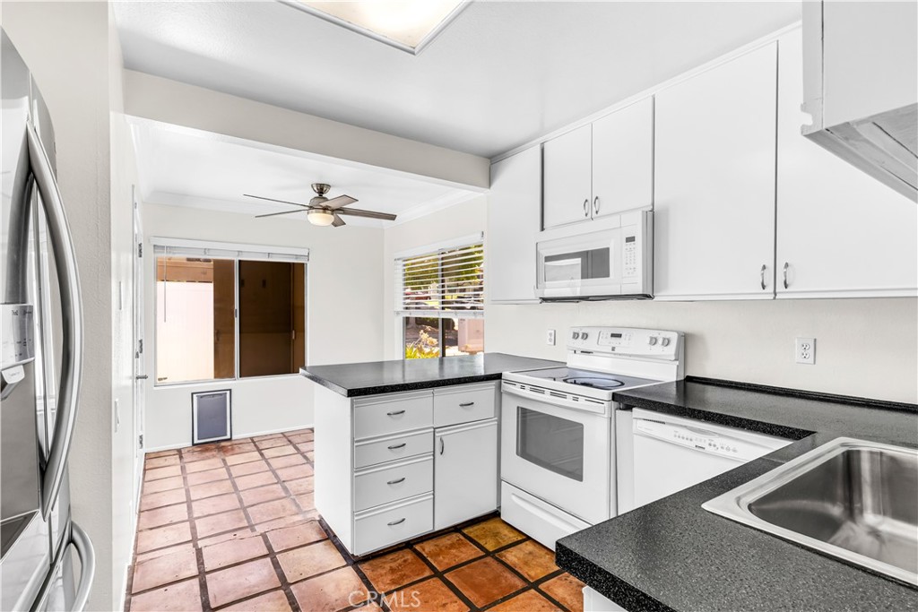 23305 Caminito Marcial 77