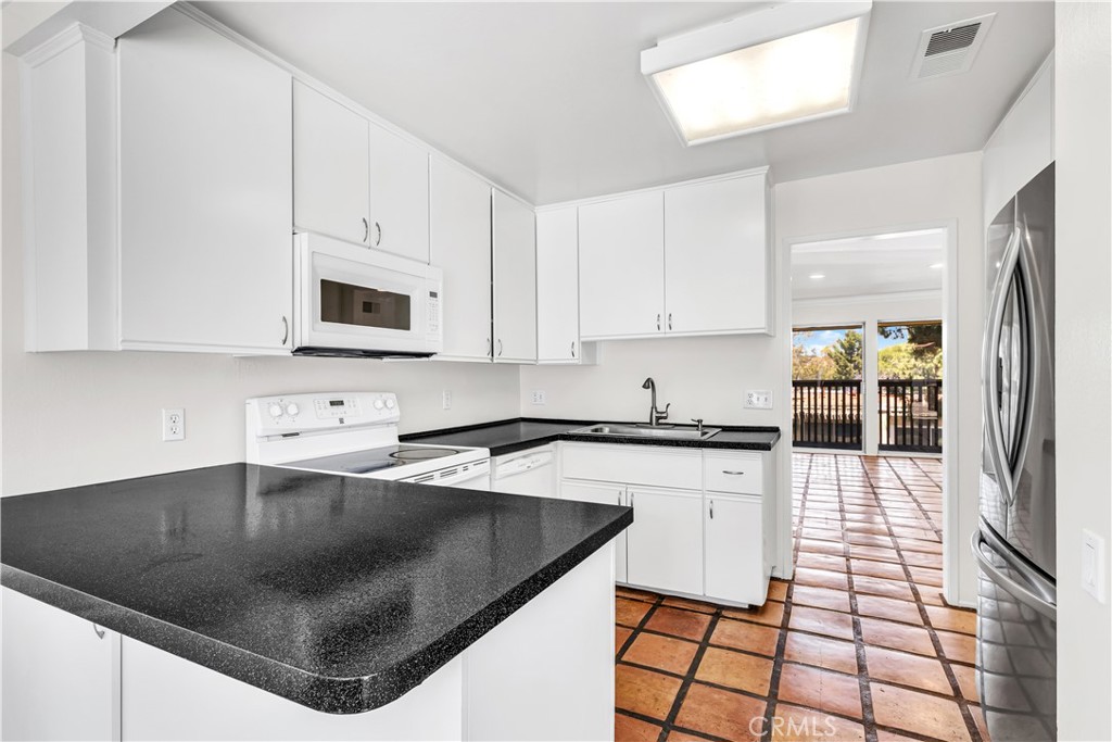 23305 Caminito Marcial 77