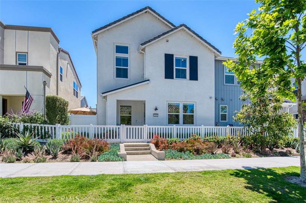 1151 Brush Creek