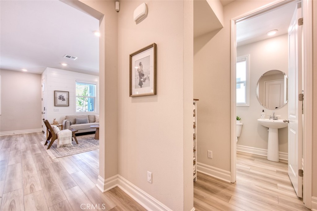 1151 Brush Creek