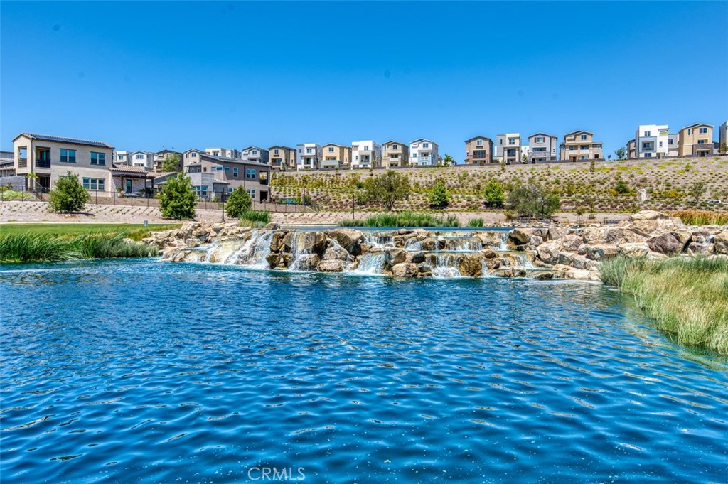 1151 Brush Creek