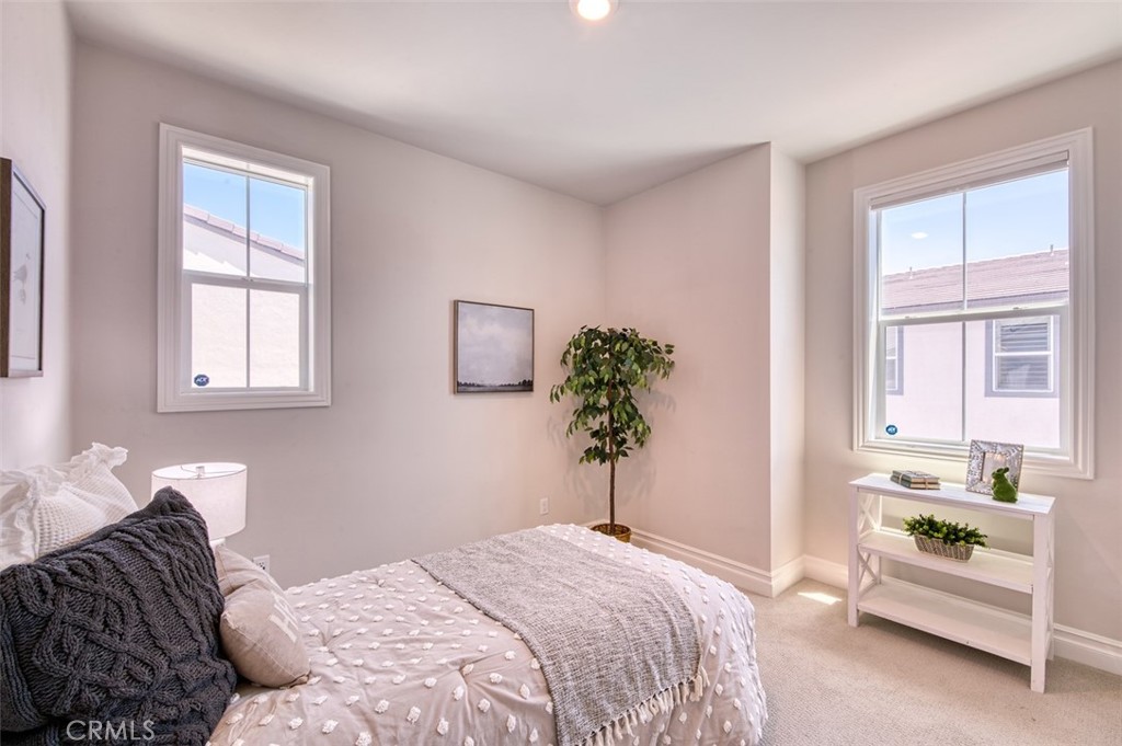 1151 Brush Creek