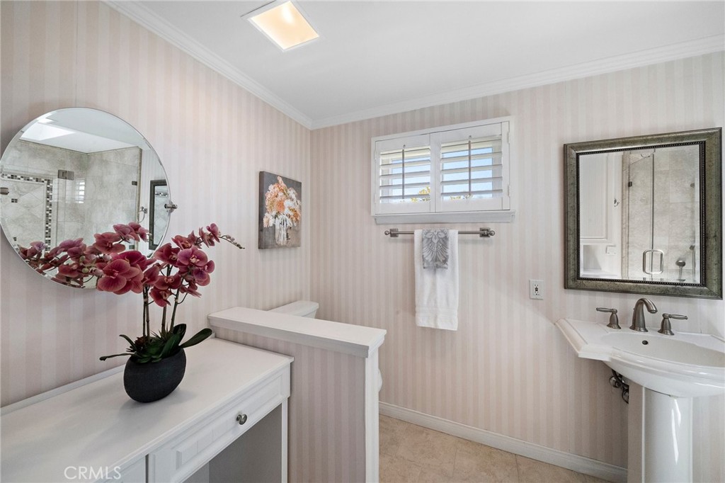 20161 Glacier Circle