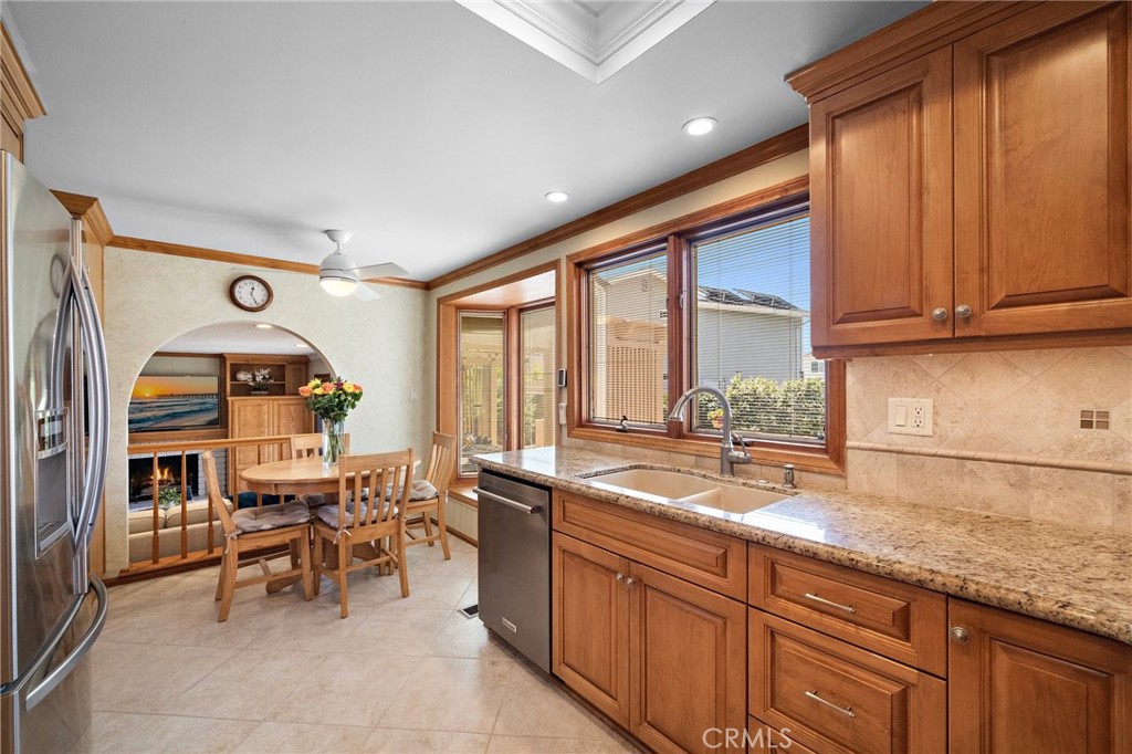 20161 Glacier Circle