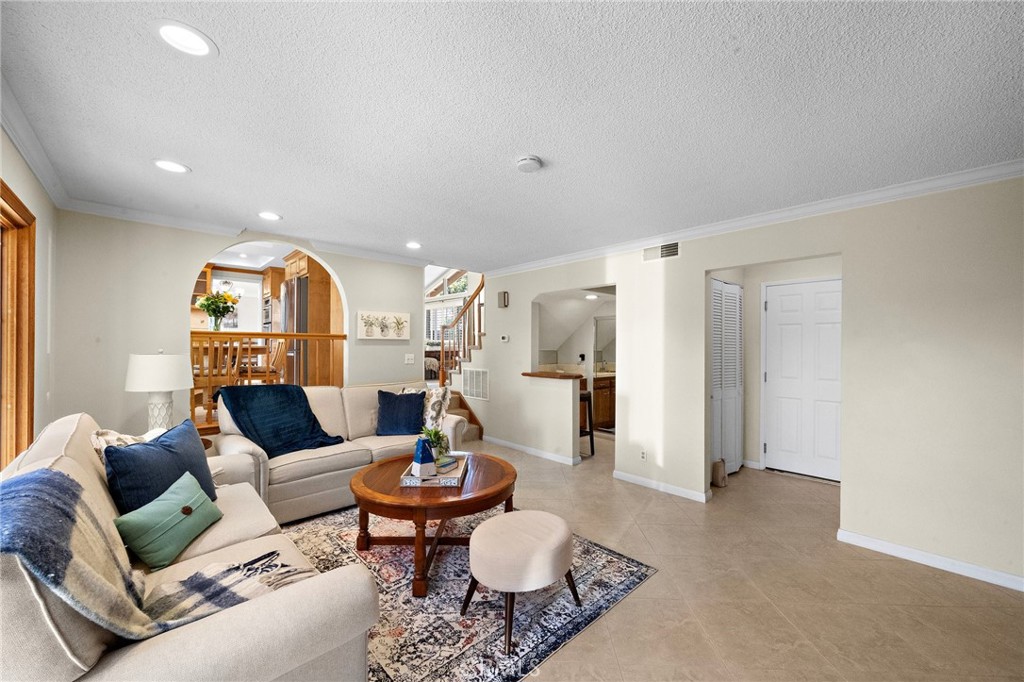 20161 Glacier Circle