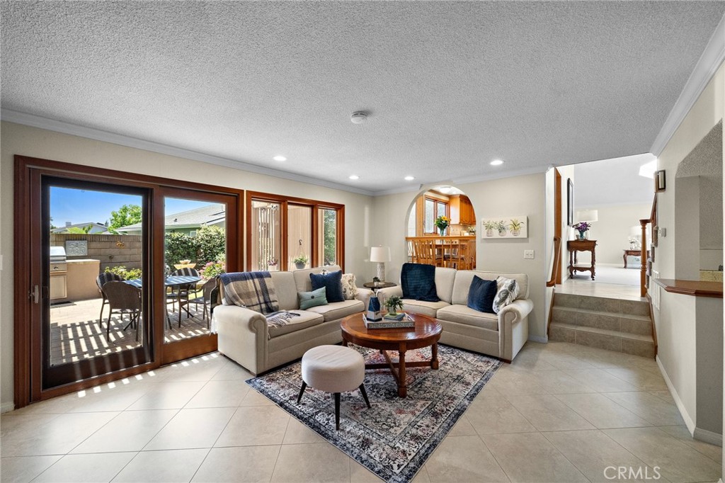 20161 Glacier Circle