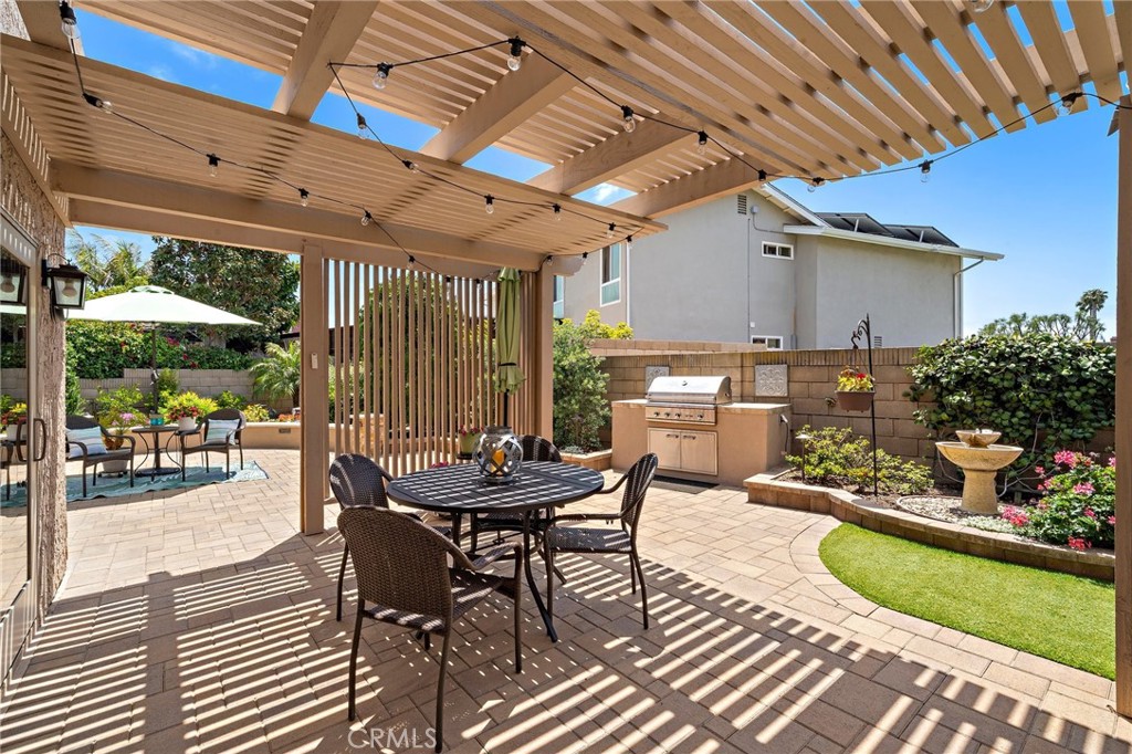 20161 Glacier Circle