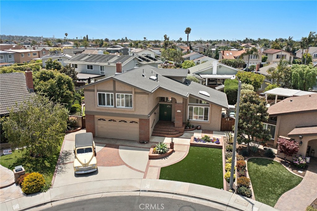 20161 Glacier Circle