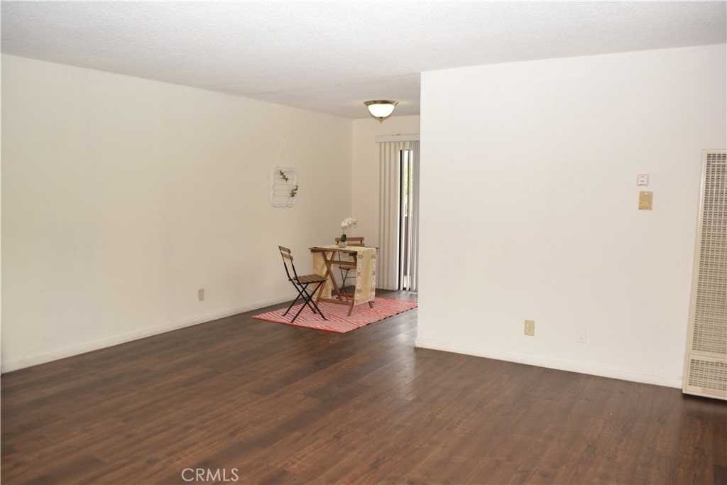 15351 Orange Avenue 25