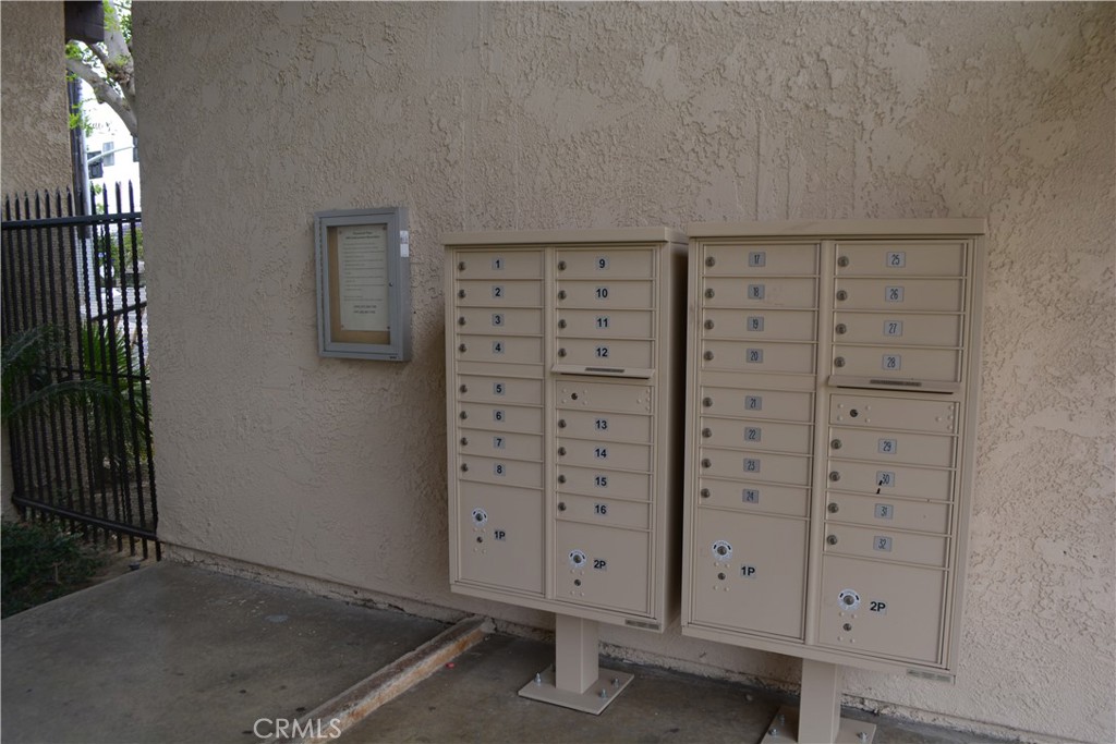 15351 Orange Avenue 25