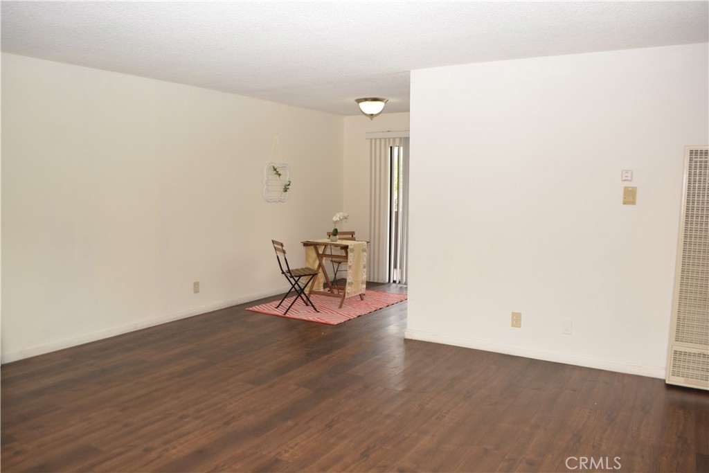 15351 Orange Avenue 25