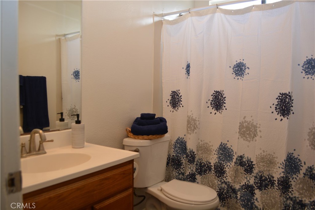 15351 Orange Avenue 25