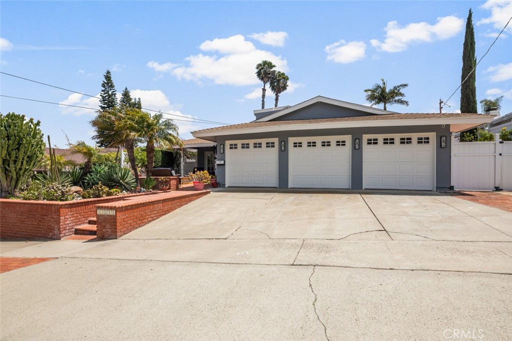 33212 Blue Fin Drive