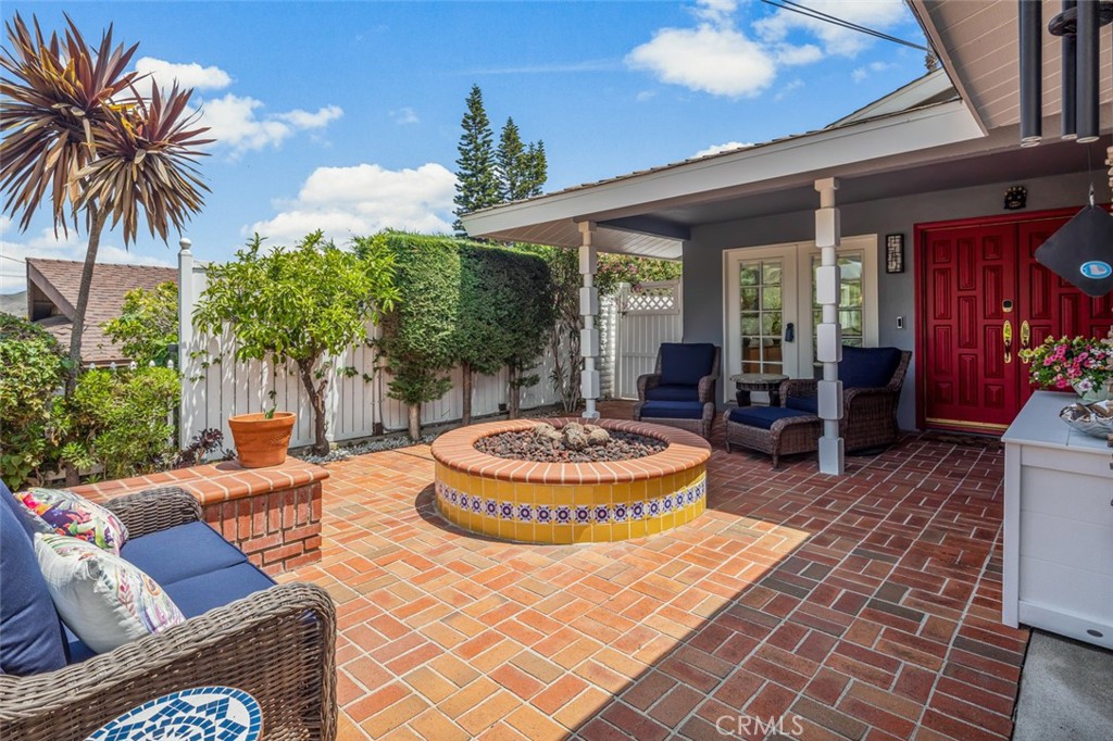 33212 Blue Fin Drive