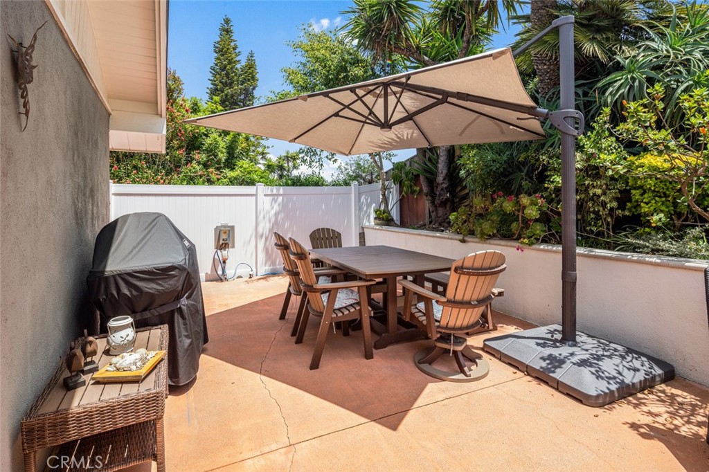 33212 Blue Fin Drive