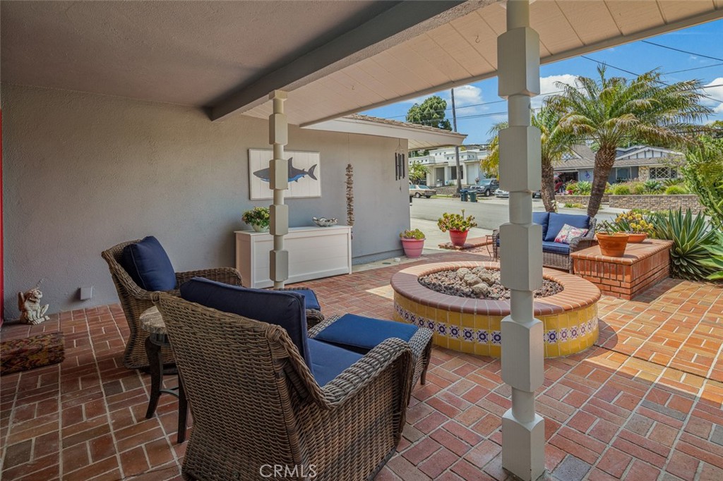 33212 Blue Fin Drive