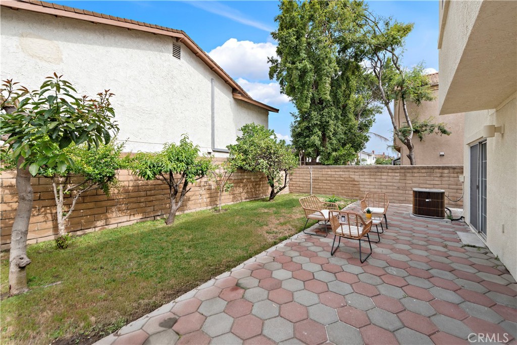 7455 Bellingham Avenue