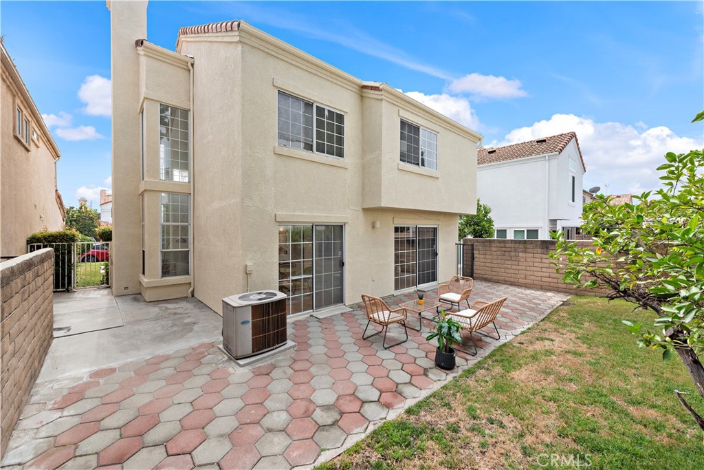 7455 Bellingham Avenue