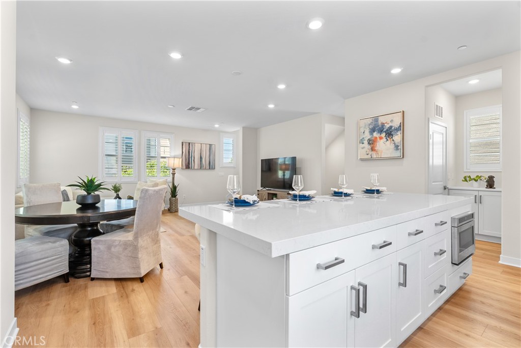 25 Splendor Way