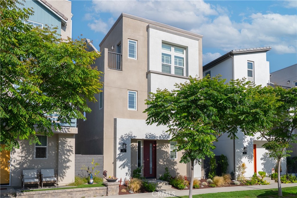 25 Splendor Way