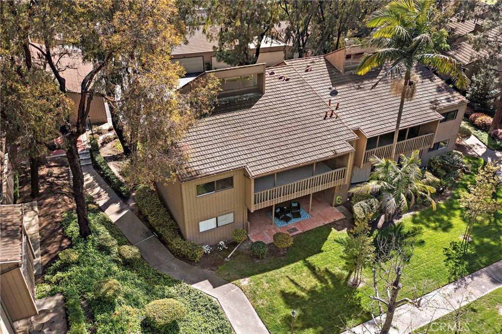 31287 E Nine Drive 28G