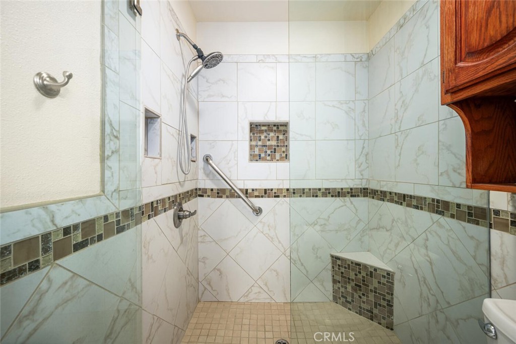 4435 Via Del Prado
