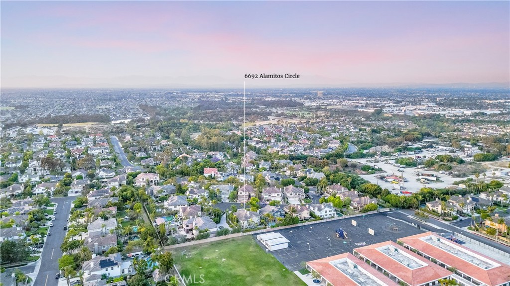 6692 Alamitos Circle