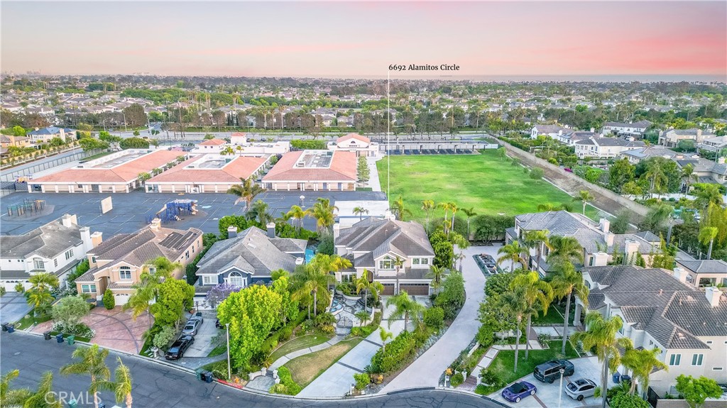 6692 Alamitos Circle