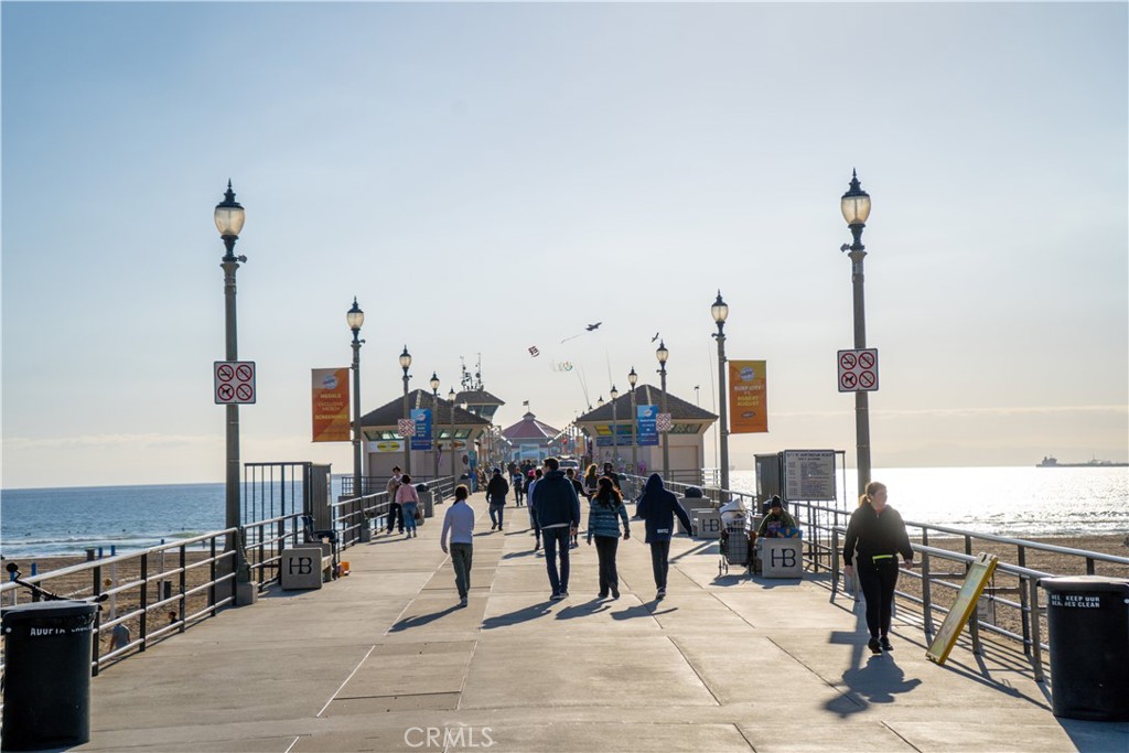 6692 Alamitos Circle