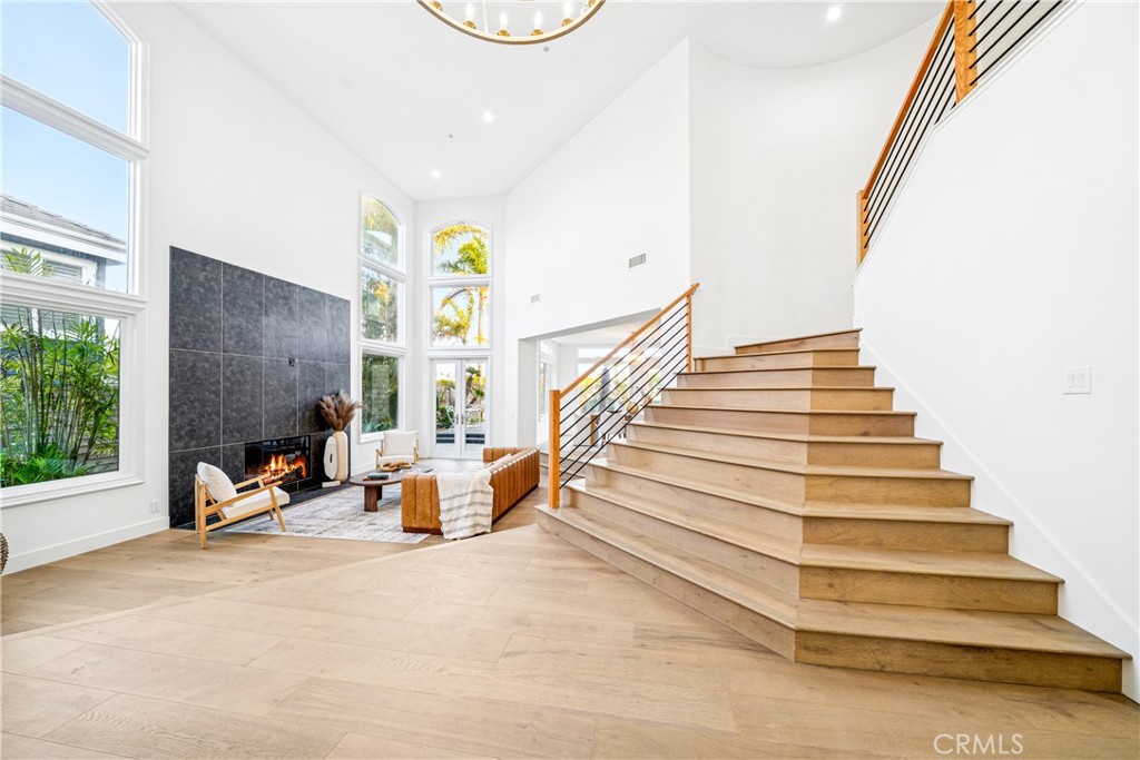 6692 Alamitos Circle