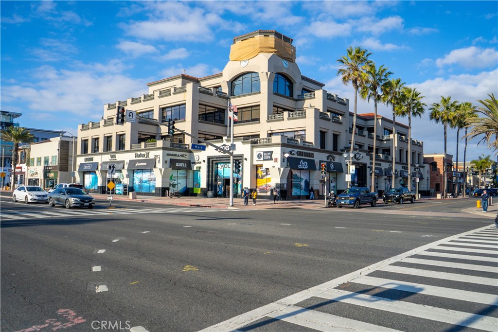 6692 Alamitos Circle