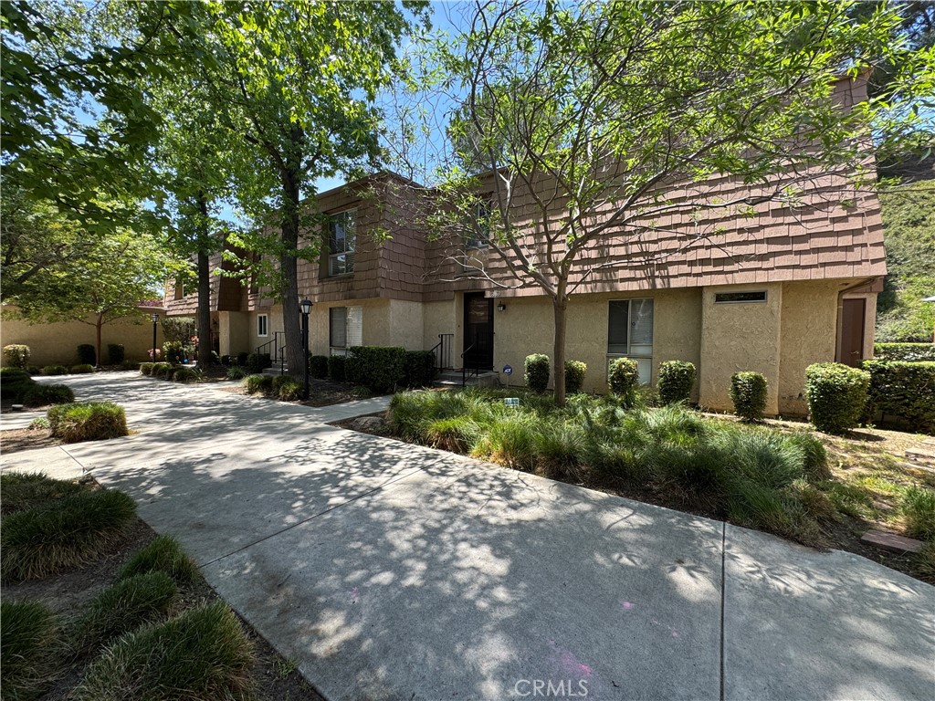 4059 Yankee Drive