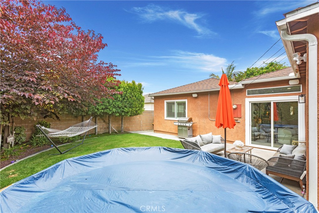 5529 Hersholt Avenue