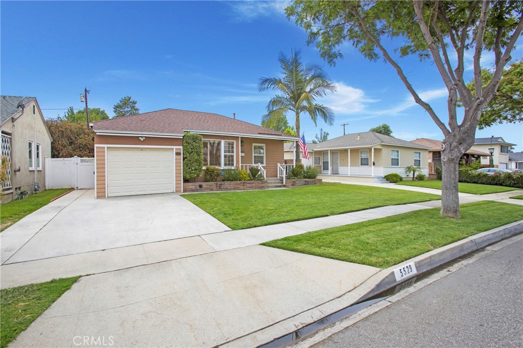 5529 Hersholt Avenue