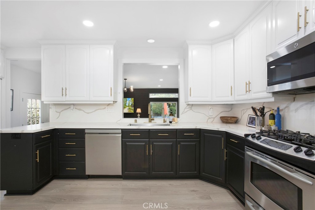 5529 Hersholt Avenue