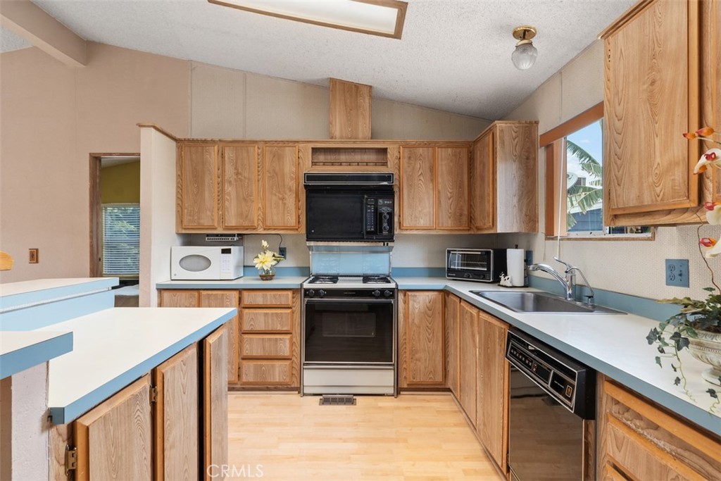 3050 W Ball Road 125G