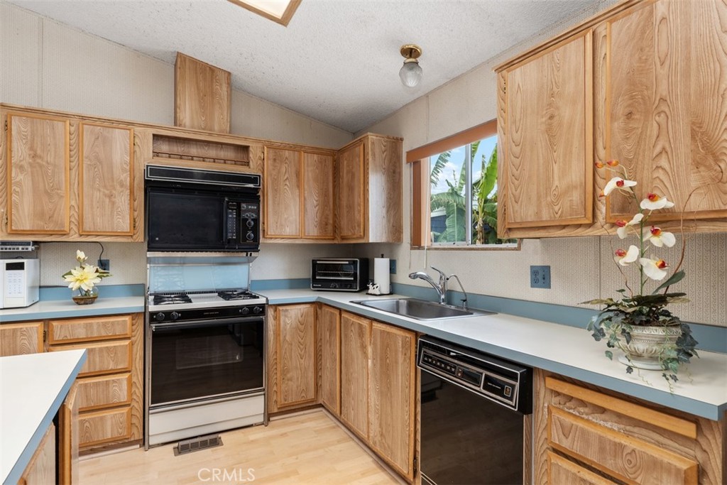 3050 W Ball Road 125G